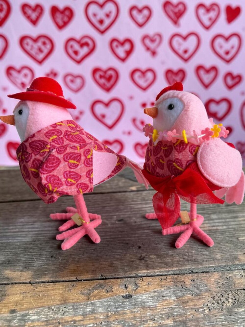 Target Spritz Birds Featherly Friends 2020 Valentines Yucca & Fuchsia - Picture 6 of 7